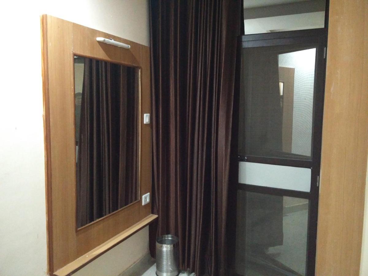 Wellness Home Lakhnau Kültér fotó